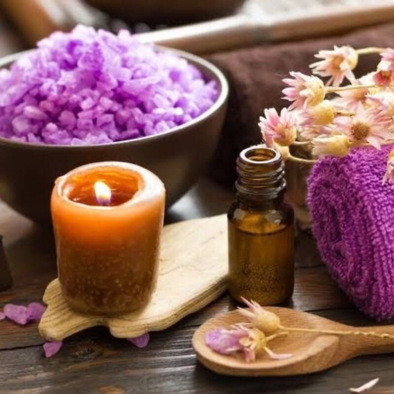 Aromaterapia – Fundamentos e Óleos Essenciais Aromaterapia – Fundamentos e Óleos Essenciais