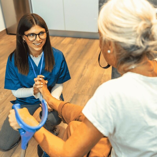 Podologia Geriátrica – Cuidados Especializados com os Pés do Idoso